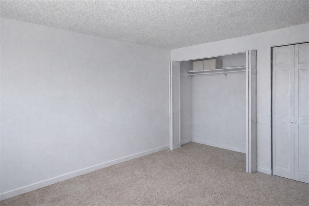 94 Beacon St # 36