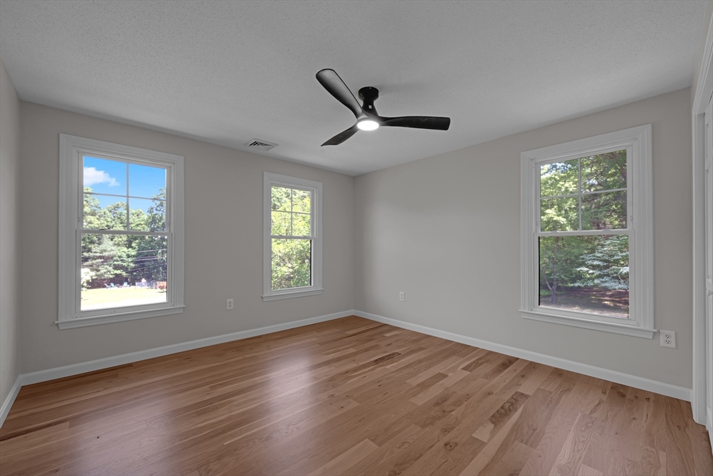 23 Juniper Rd