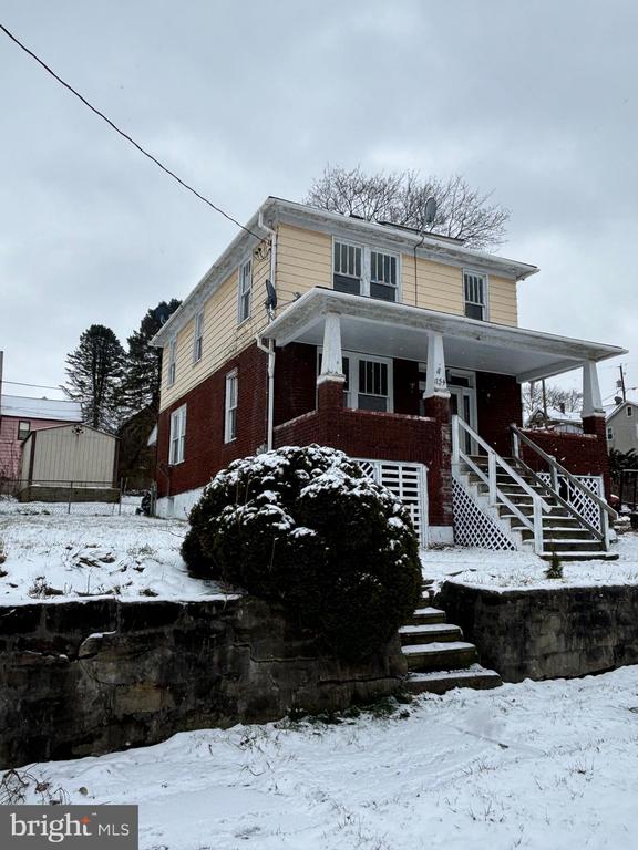 754 COLEMAN AVE