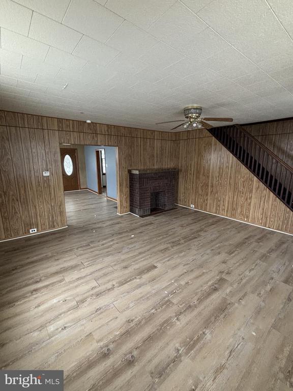 754 COLEMAN AVE