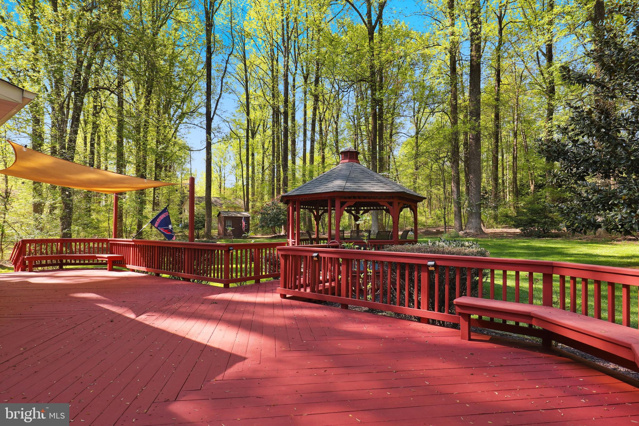 5715 OLD FOREST LANE