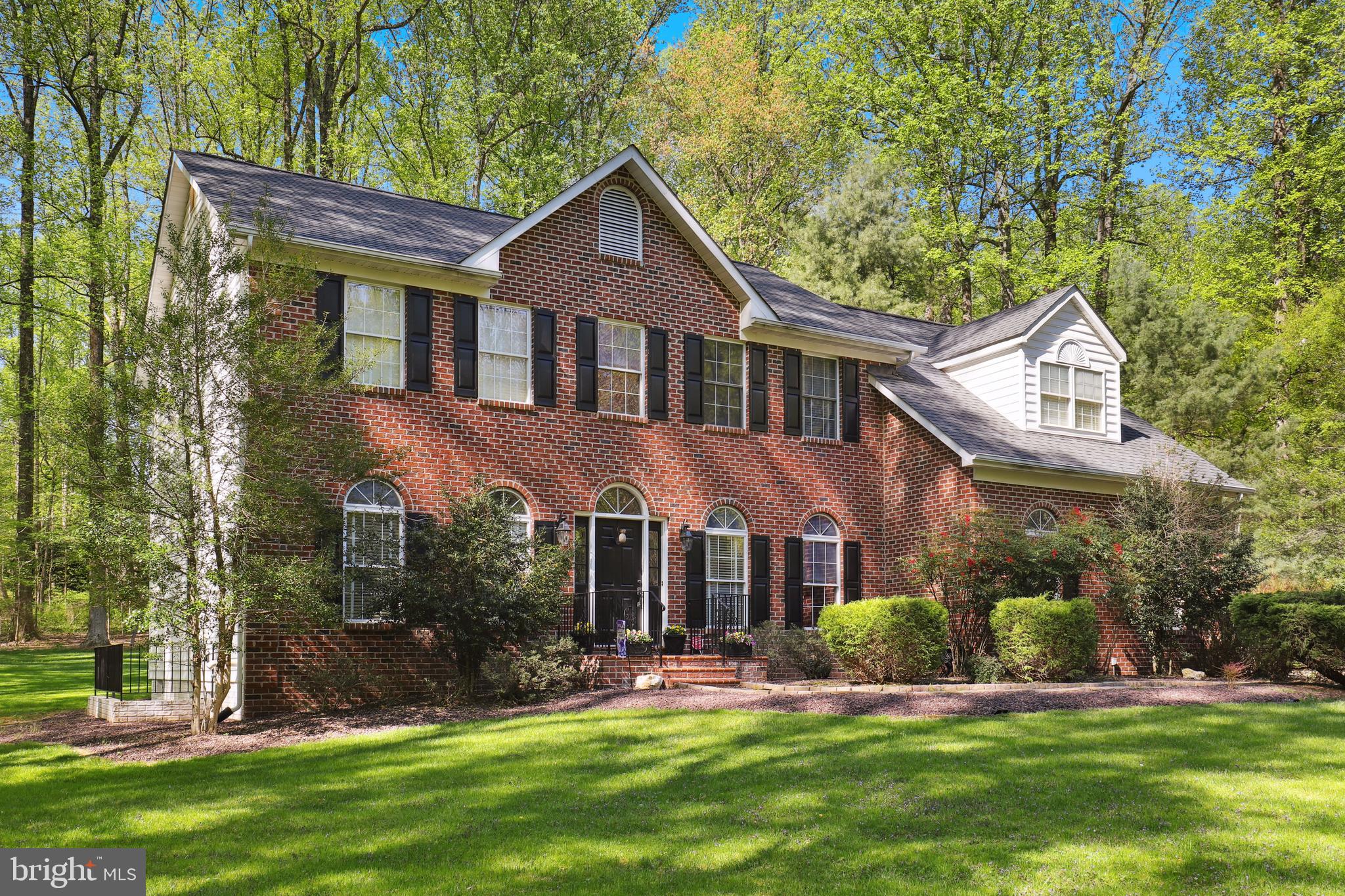 5715 OLD FOREST LANE