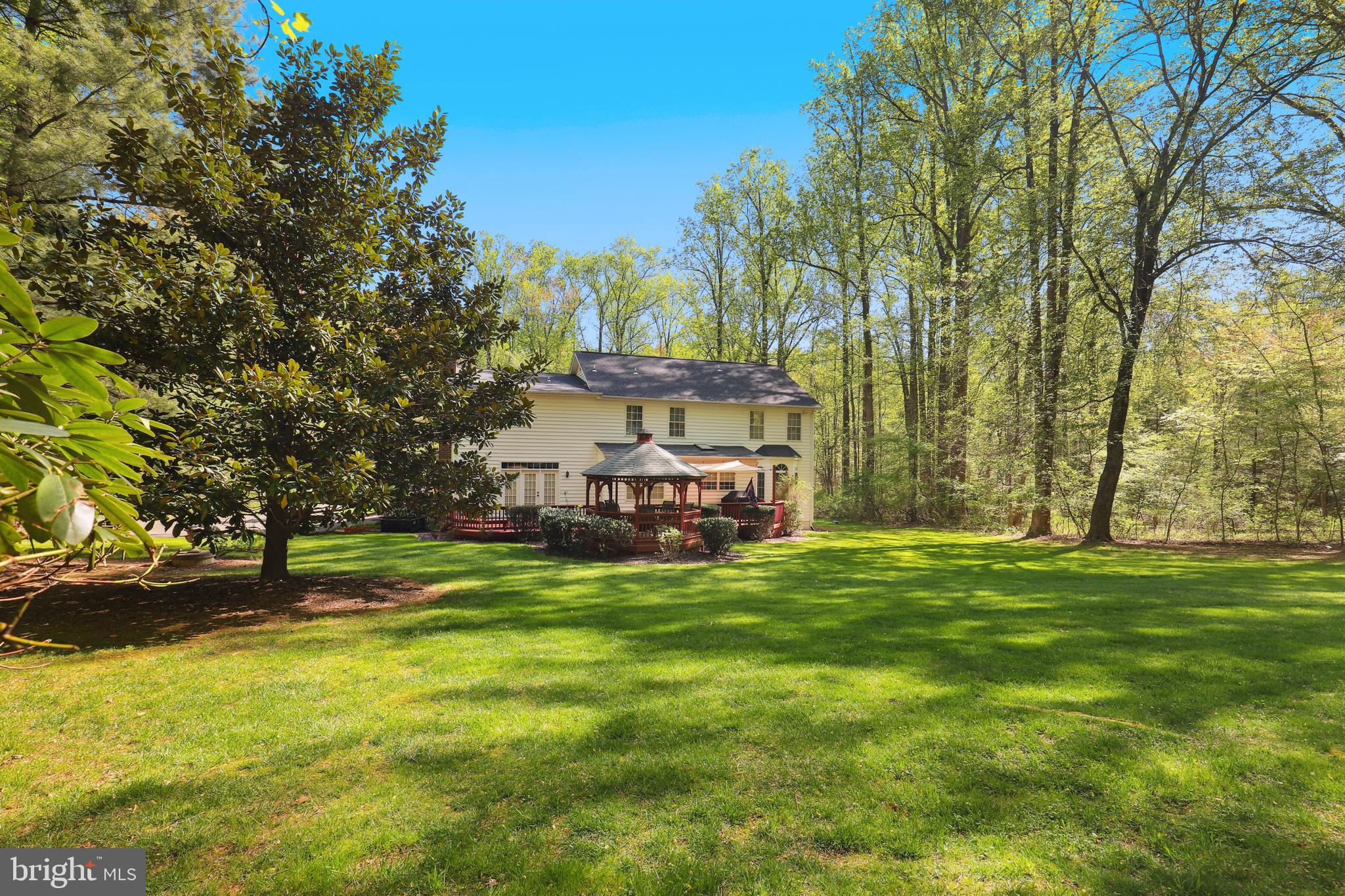 5715 OLD FOREST LANE