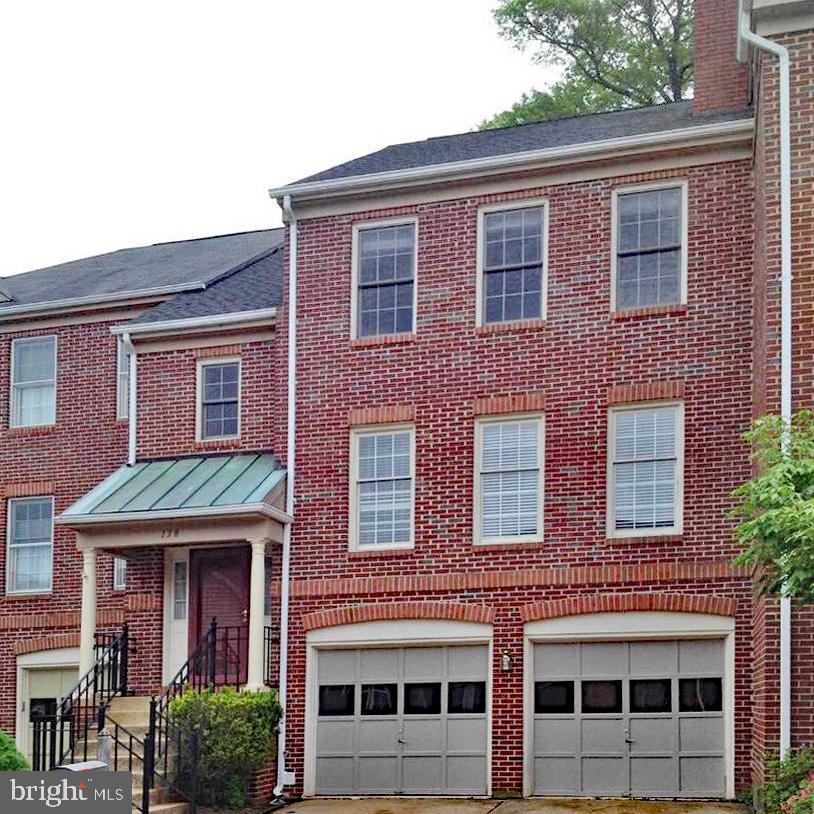 138 MOSBY CIRCLE