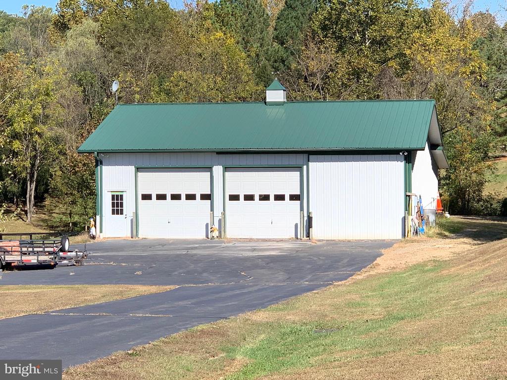 7351 LEIGH ROAD