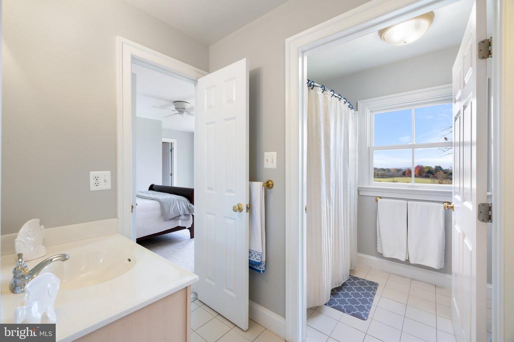 6585 TIMOTHY LANE