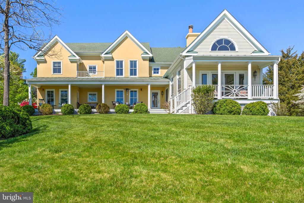 6585 TIMOTHY LANE