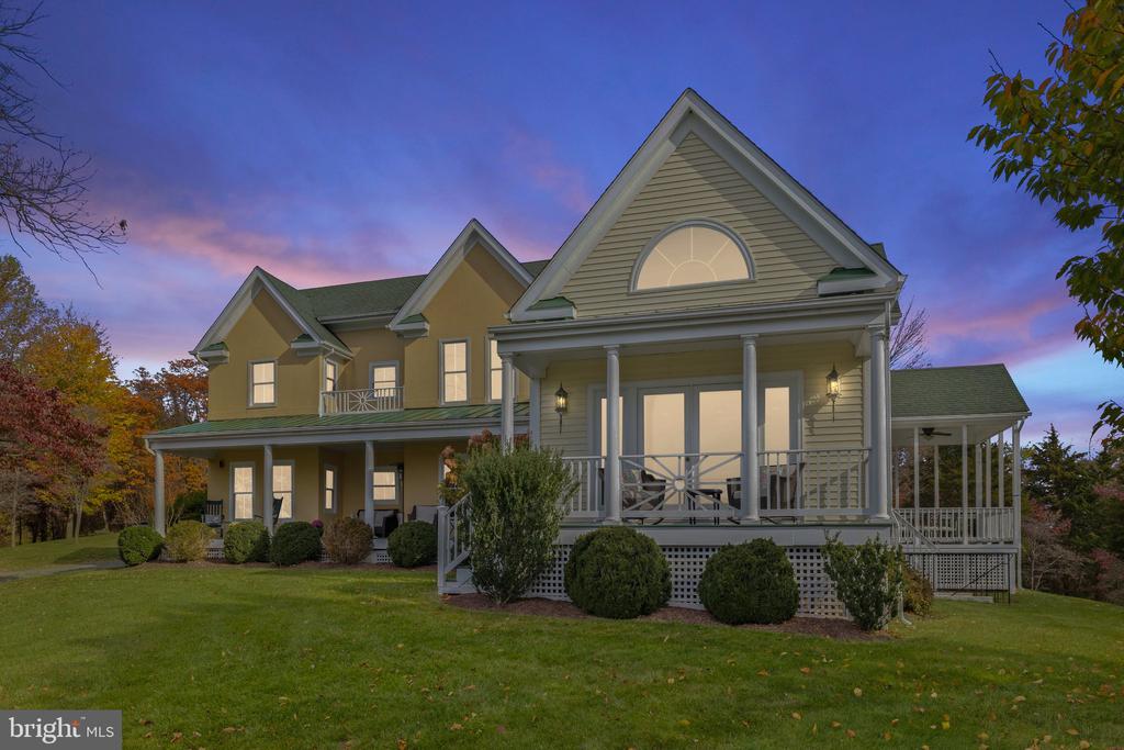 6585 TIMOTHY LANE
