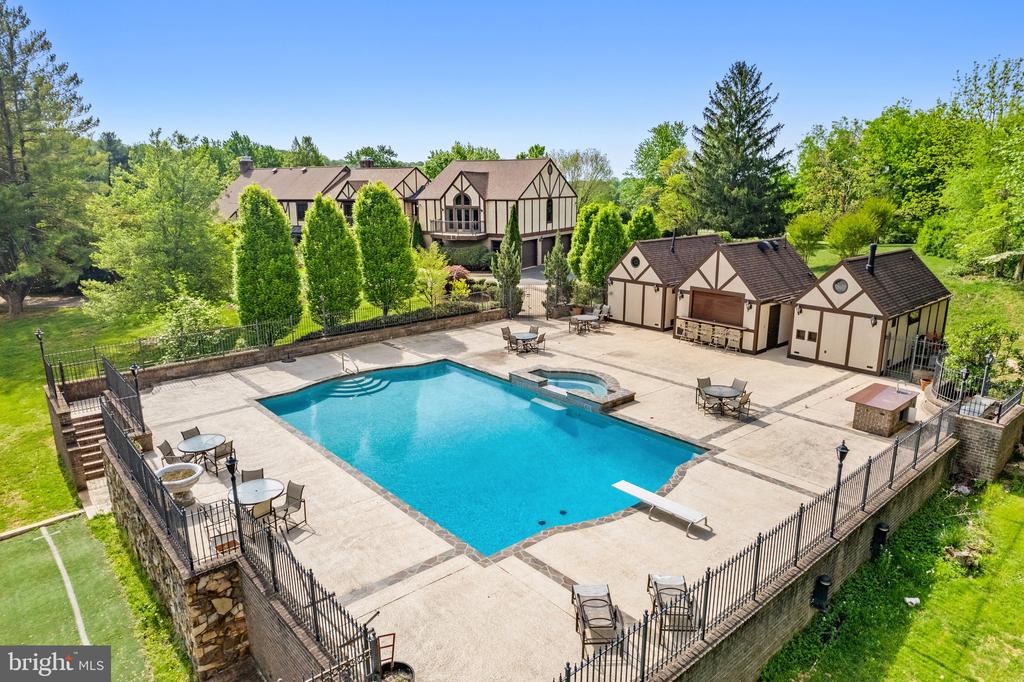 7138 LEETON RIDGE ROAD