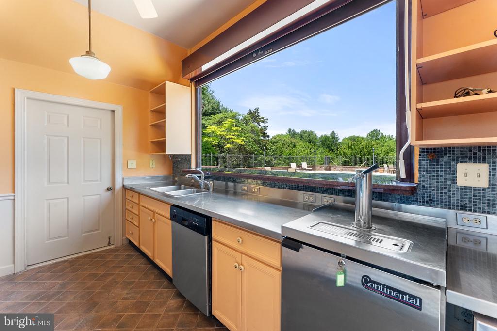 7138 LEETON RIDGE ROAD