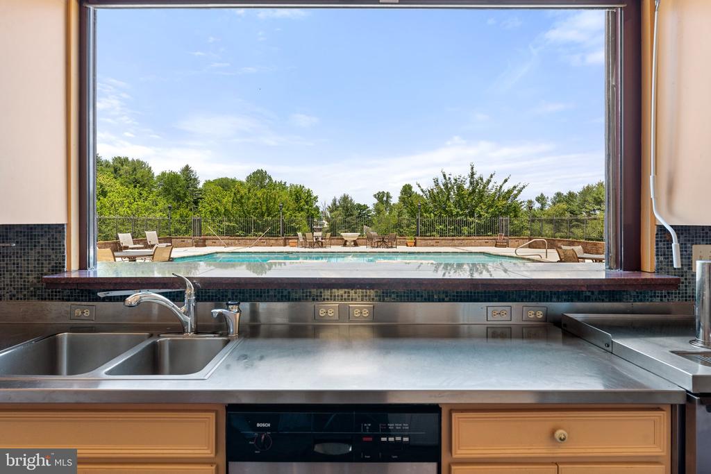 7138 LEETON RIDGE ROAD