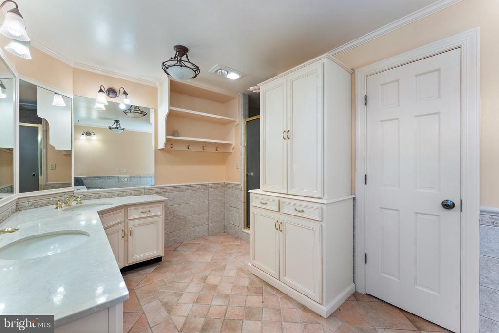 7138 LEETON RIDGE ROAD
