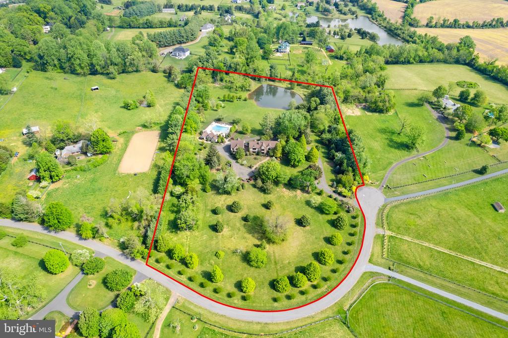 7138 LEETON RIDGE ROAD