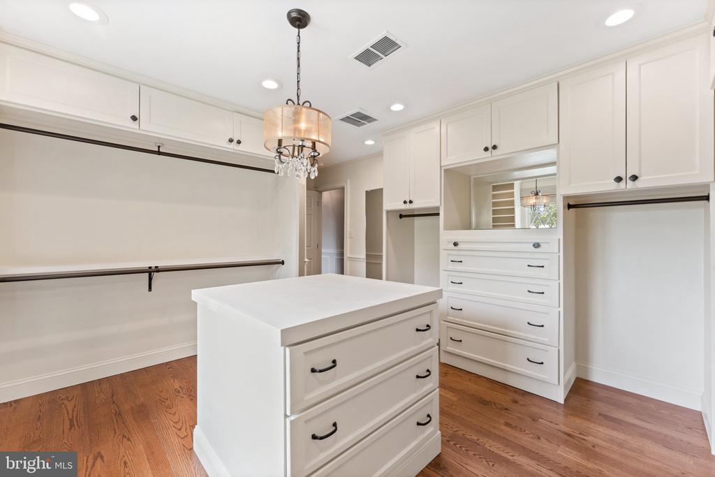 7138 LEETON RIDGE ROAD