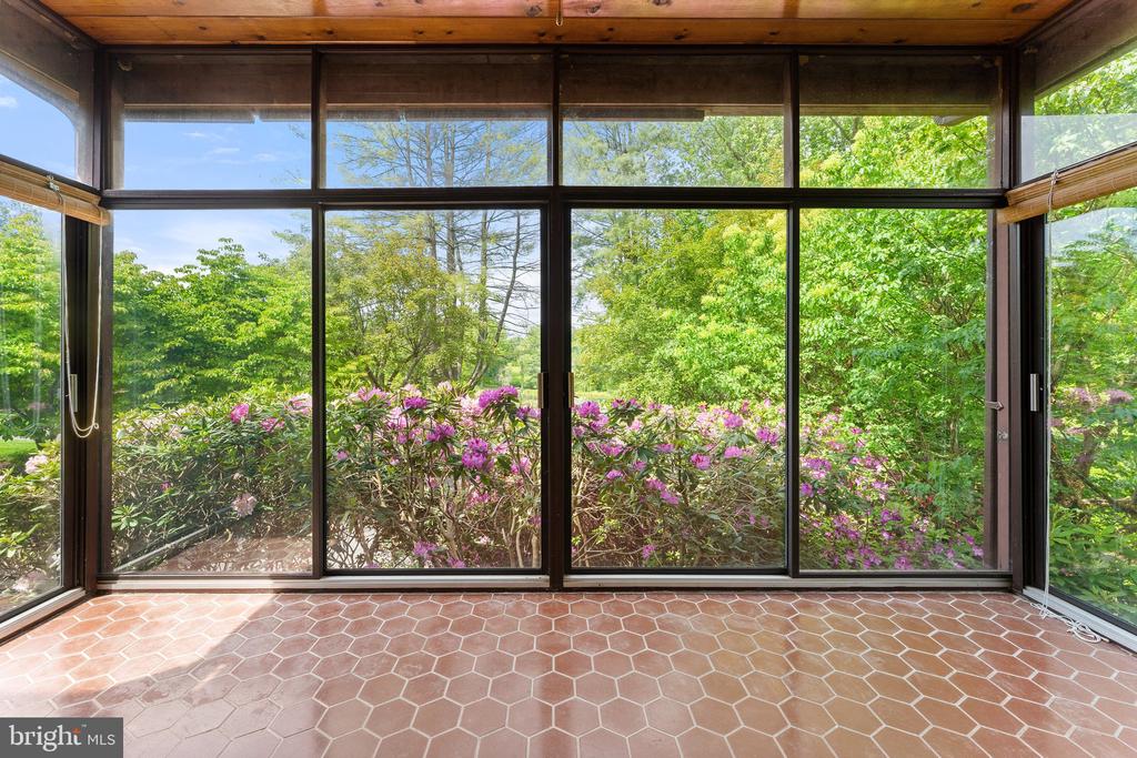 7138 LEETON RIDGE ROAD