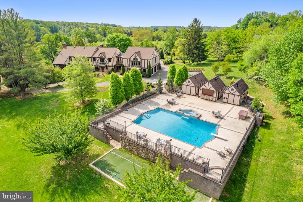 7138 LEETON RIDGE ROAD