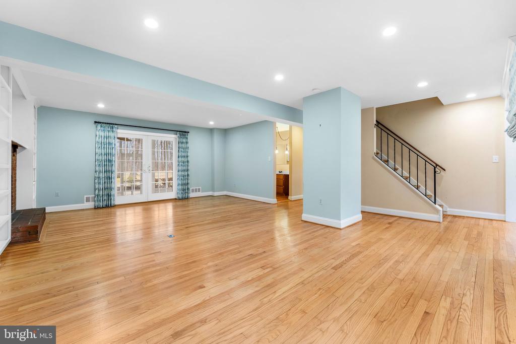 4601 WESTON ROAD