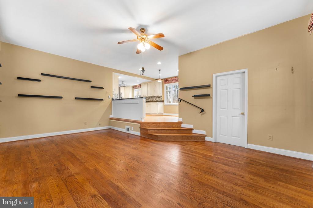 4601 WESTON ROAD
