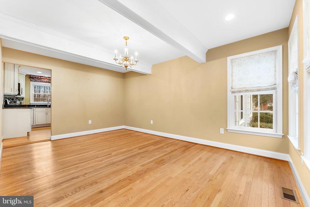 4601 WESTON ROAD