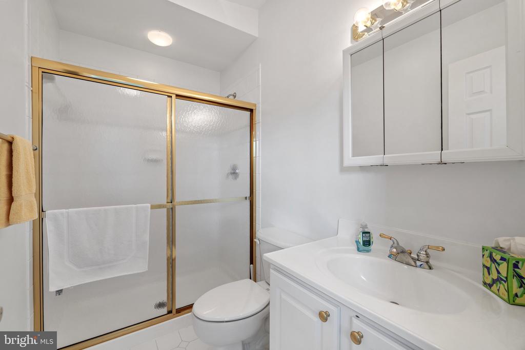 230 CARRIAGE CHASE CIRCLE