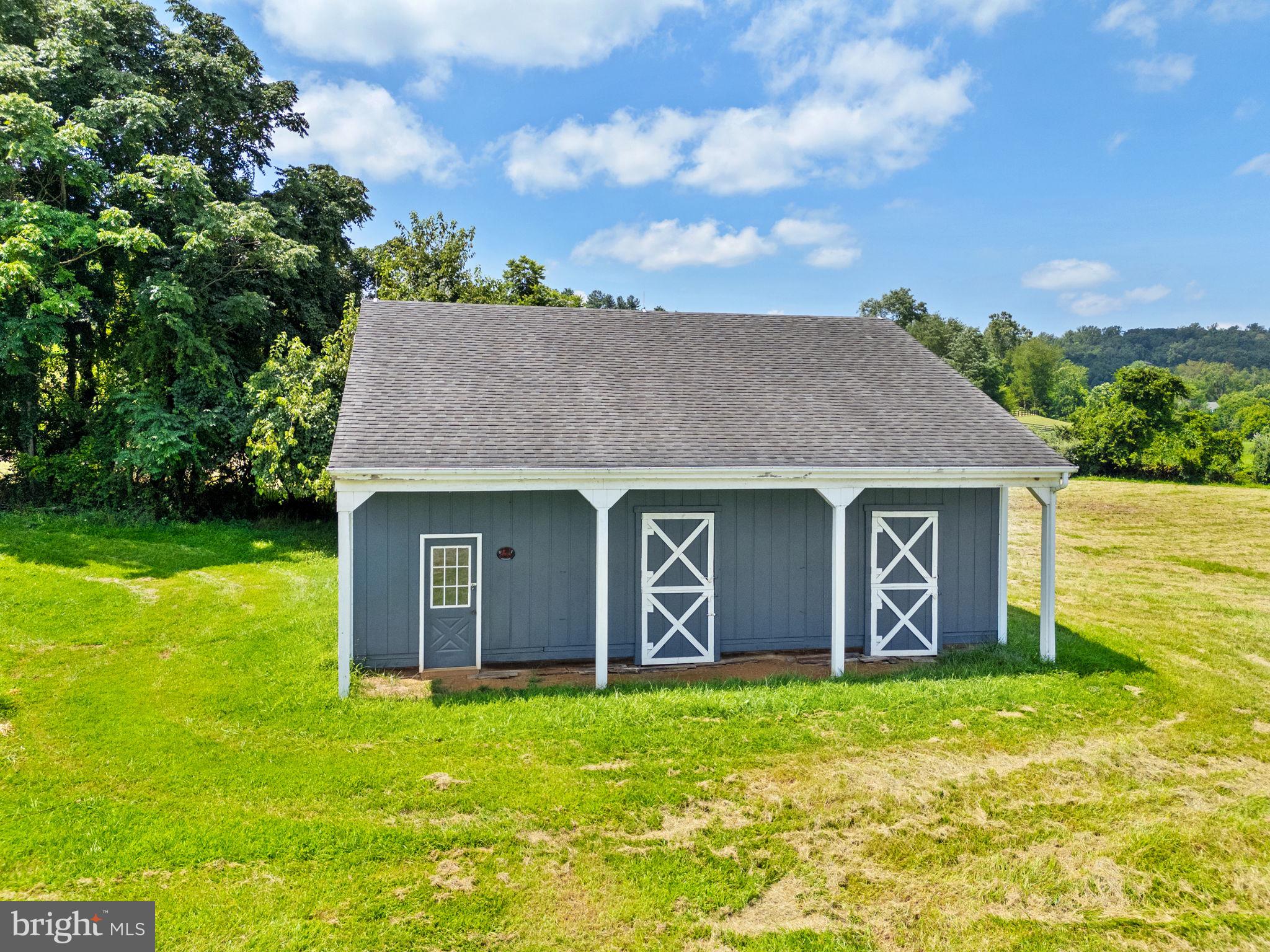 8268 MEADOWS ROAD