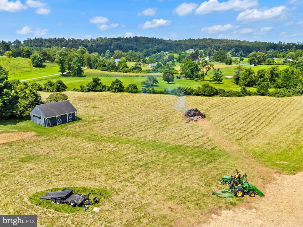 8268 MEADOWS ROAD
