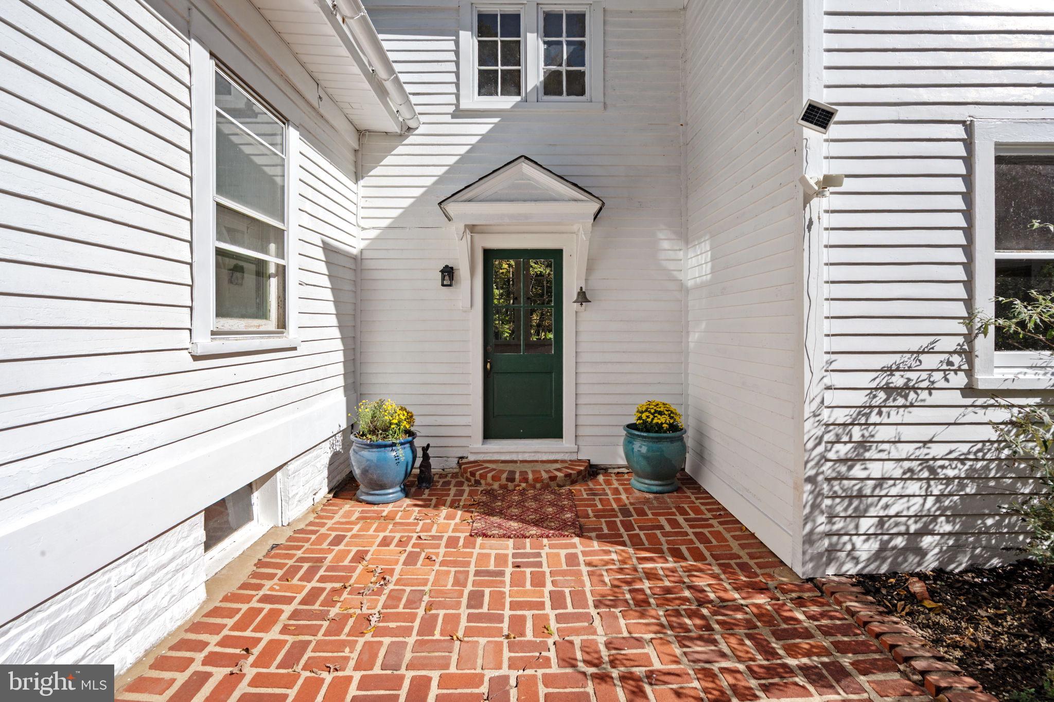 4561 WESTON ROAD