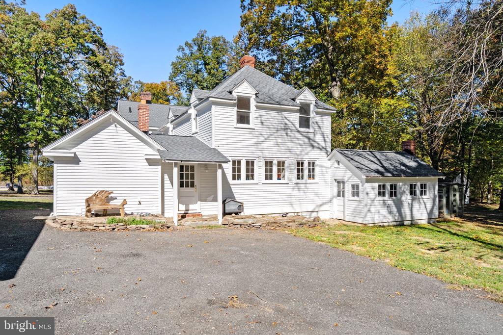 4561 WESTON ROAD
