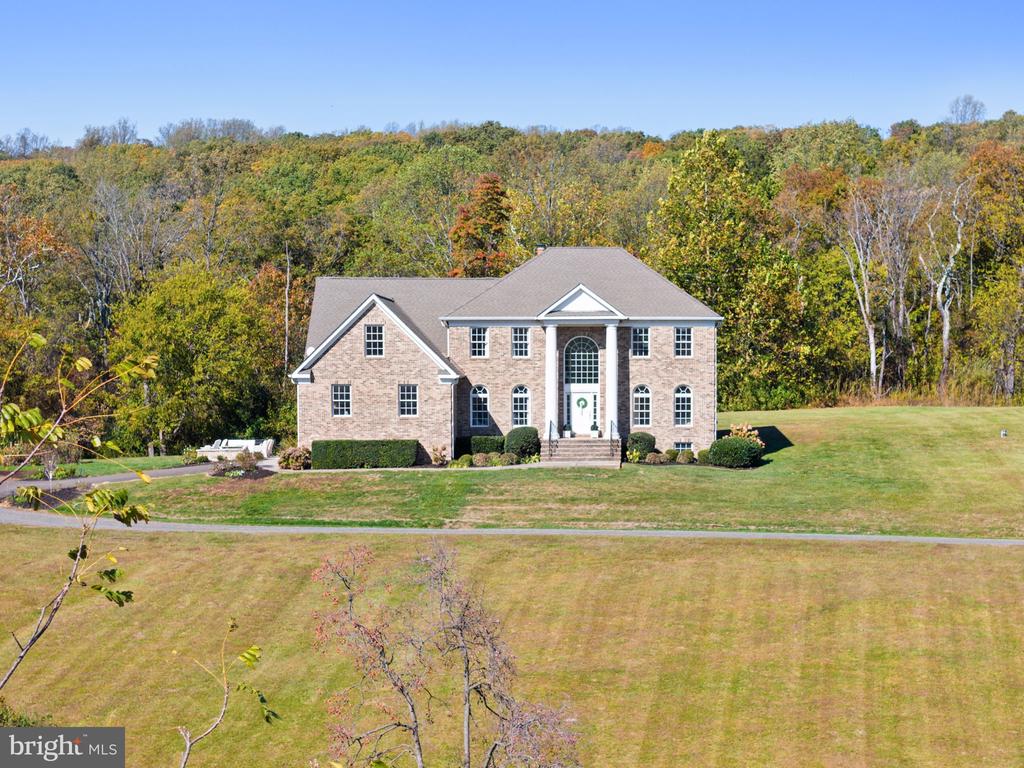 6576 TIMOTHY LANE