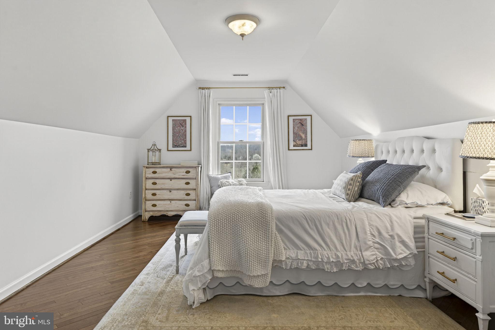 6576 TIMOTHY LANE