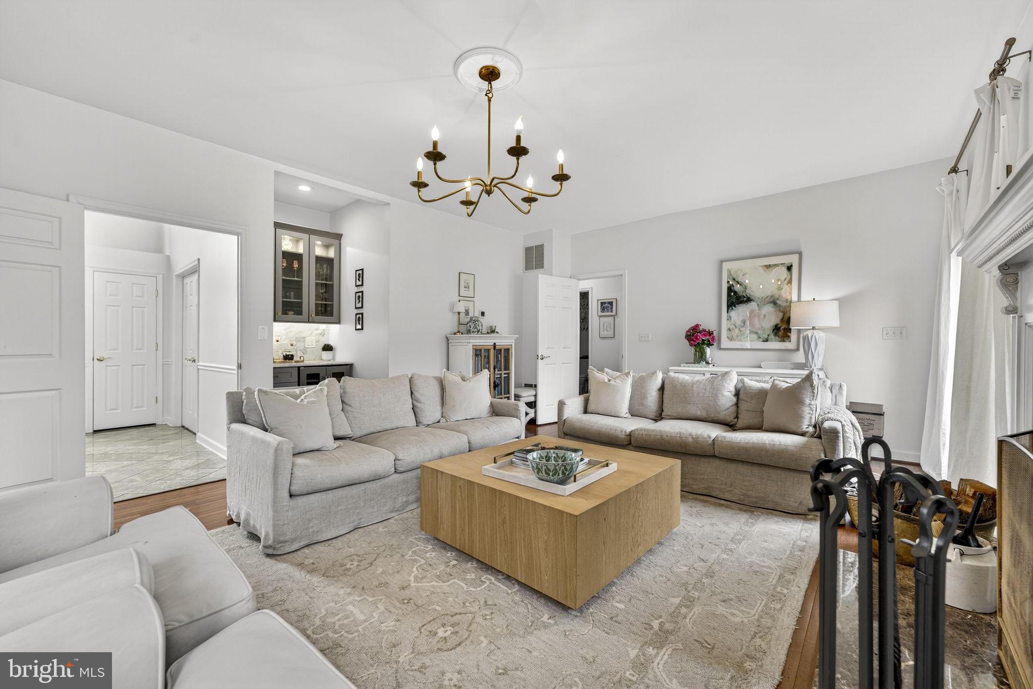 6576 TIMOTHY LANE