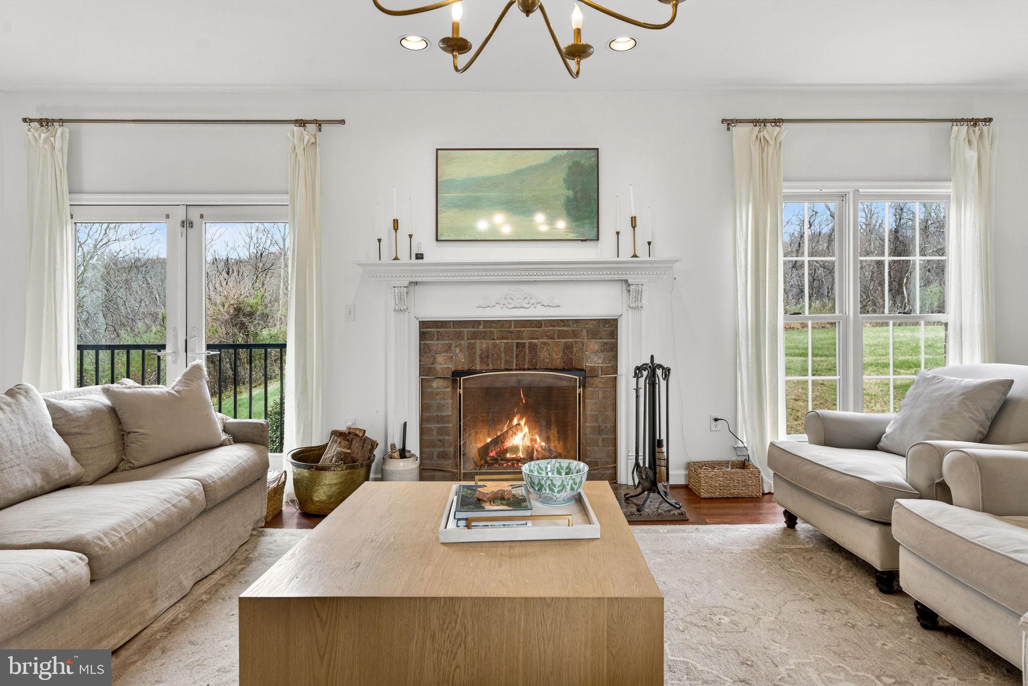 6576 TIMOTHY LANE