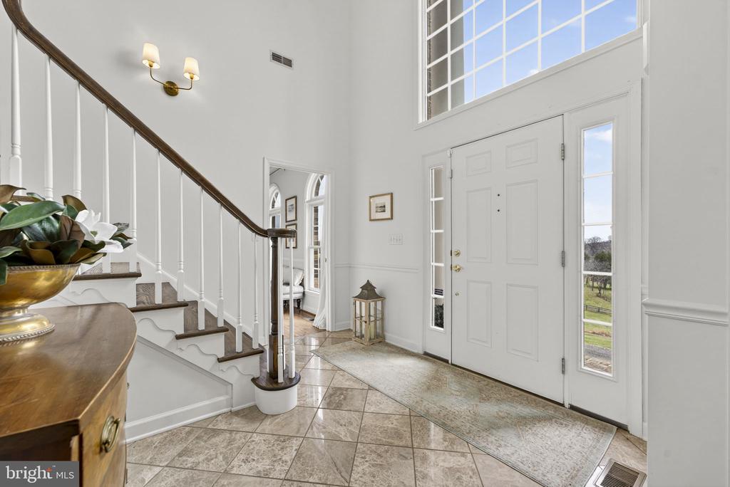 6576 TIMOTHY LANE