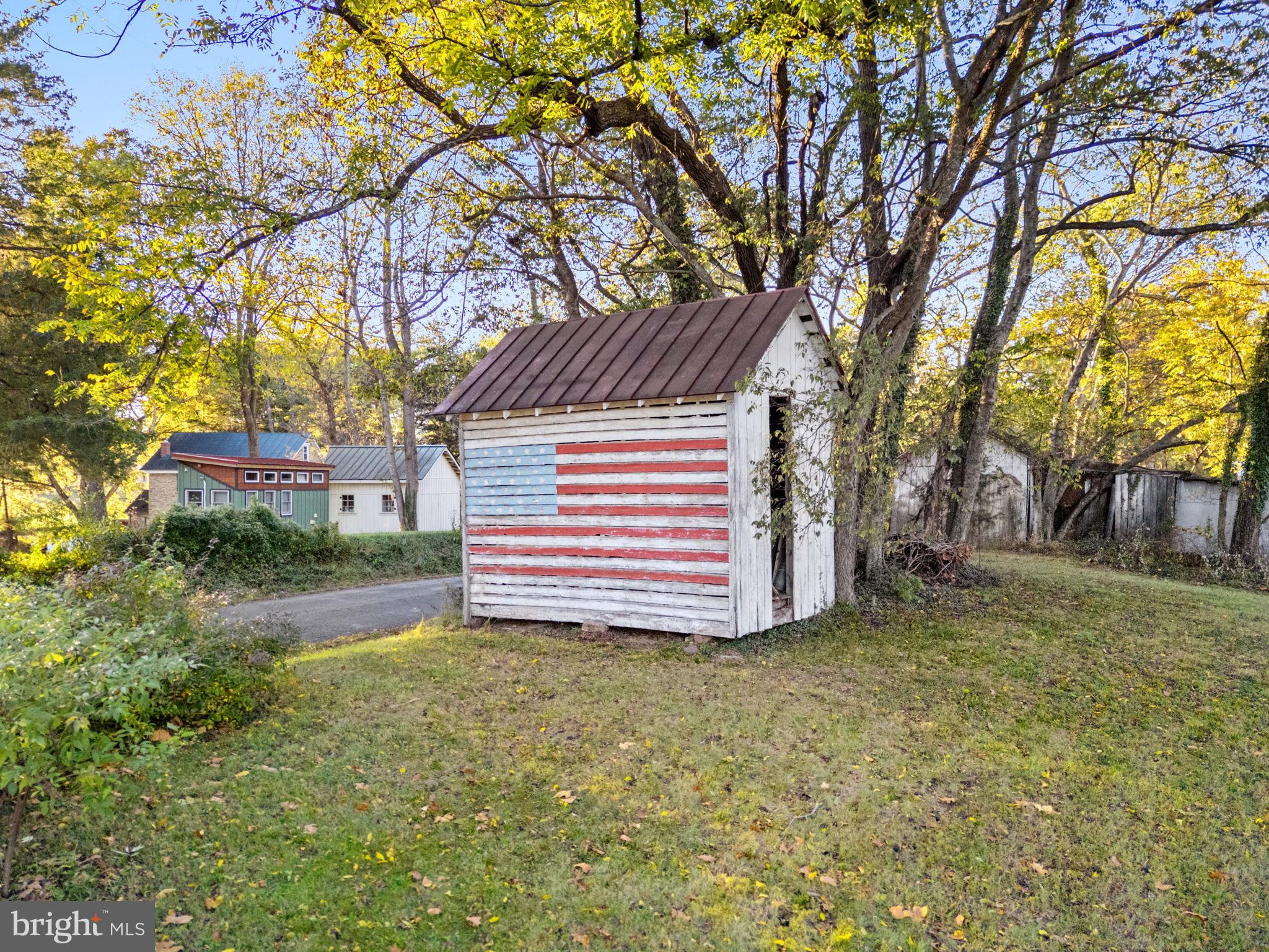 4559 WESTON ROAD