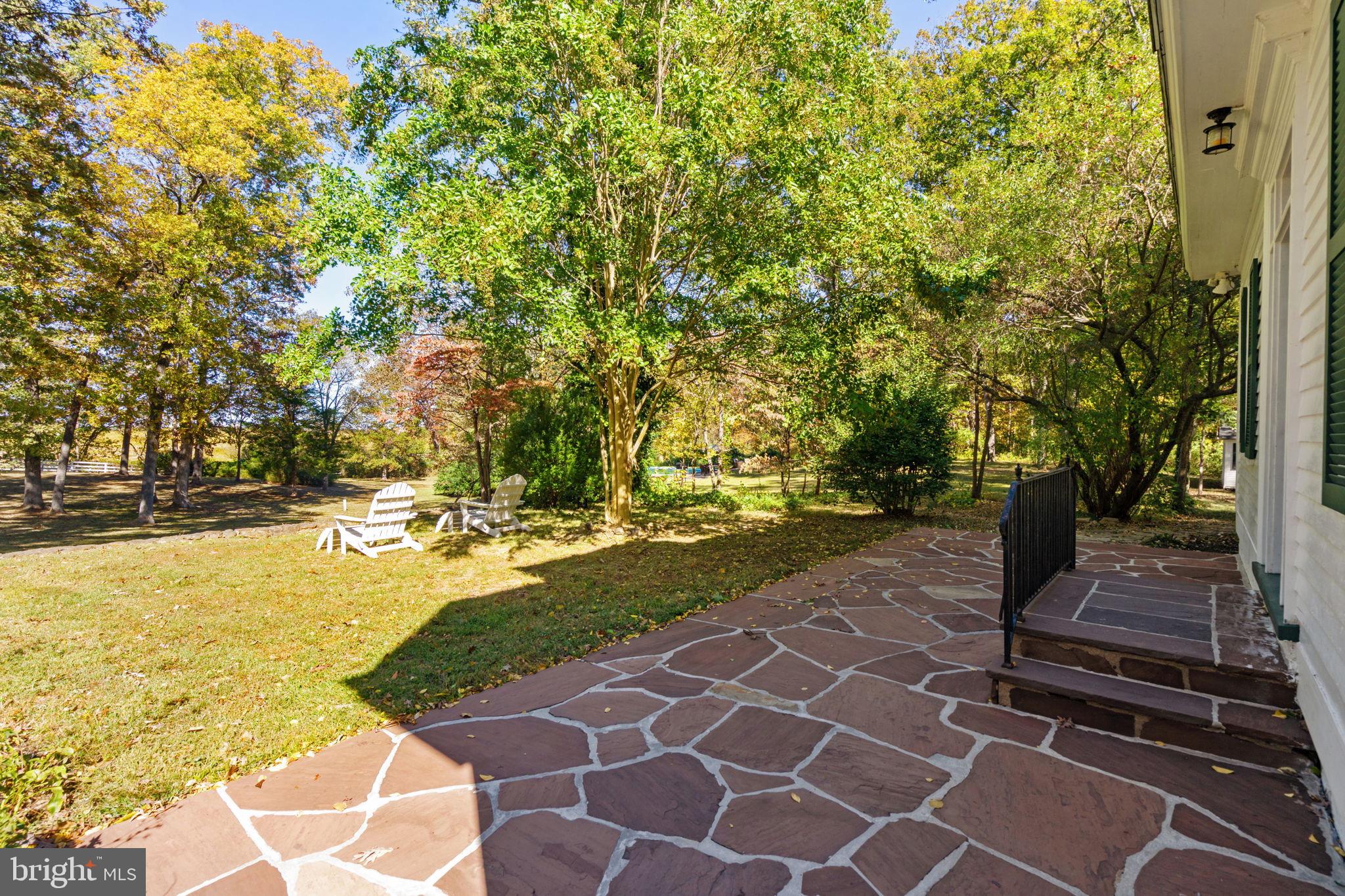 4559 WESTON ROAD