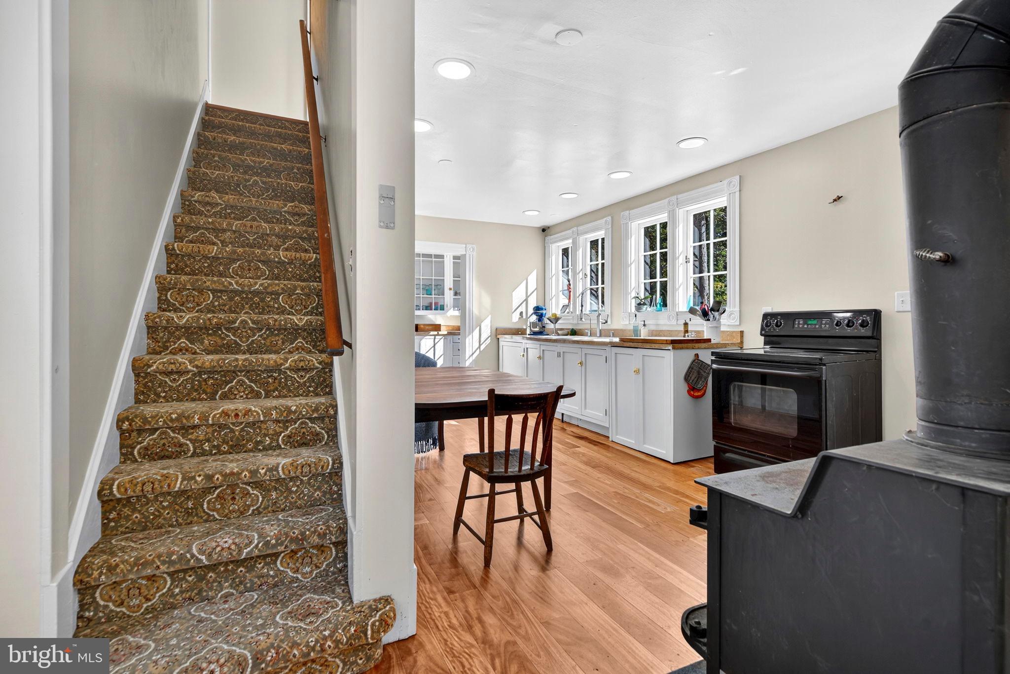 4559 WESTON ROAD