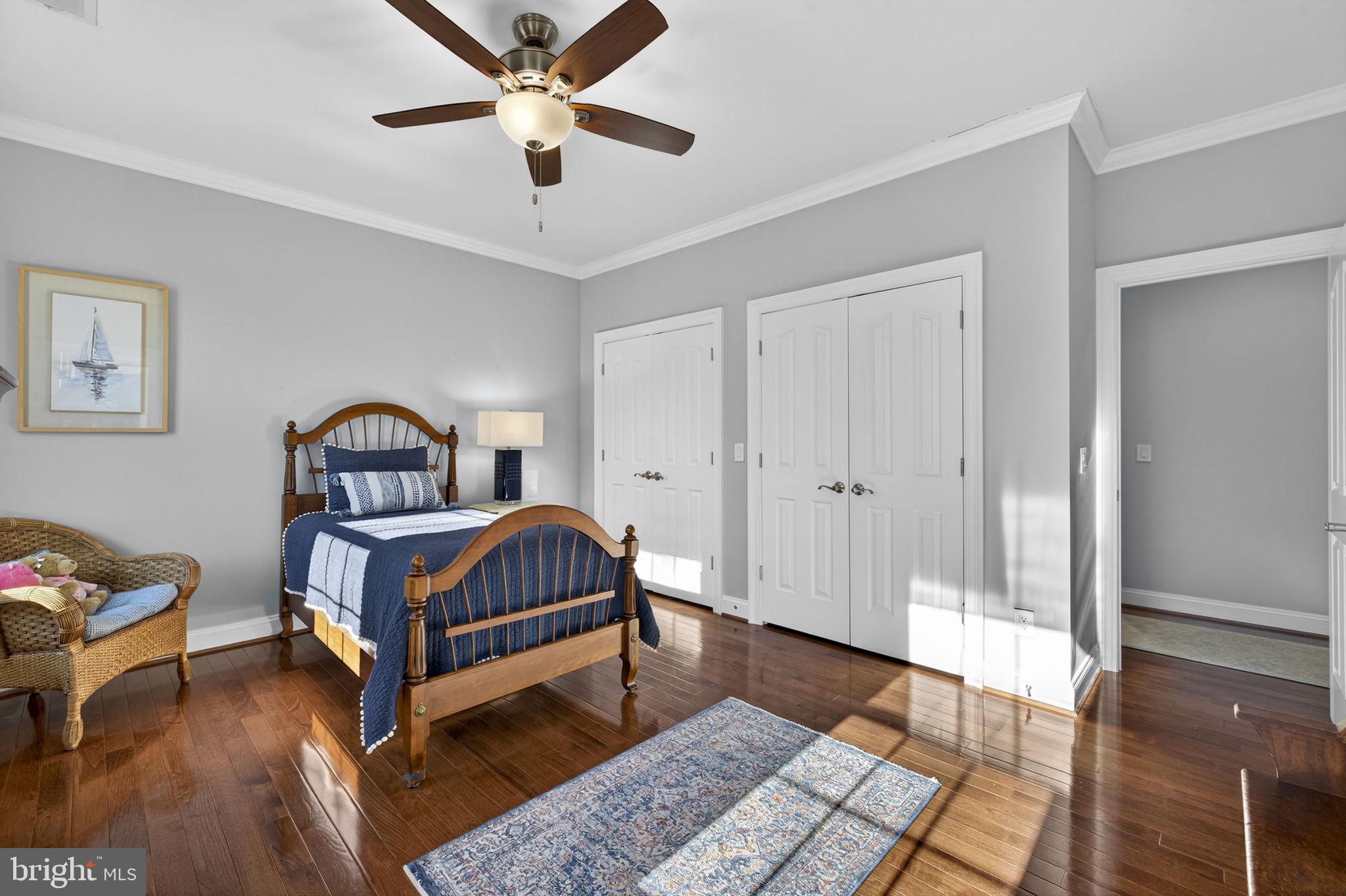 8485 ROGUES ROAD