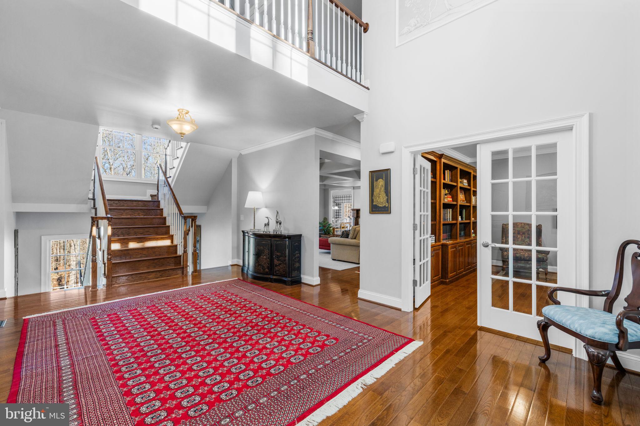 8485 ROGUES ROAD