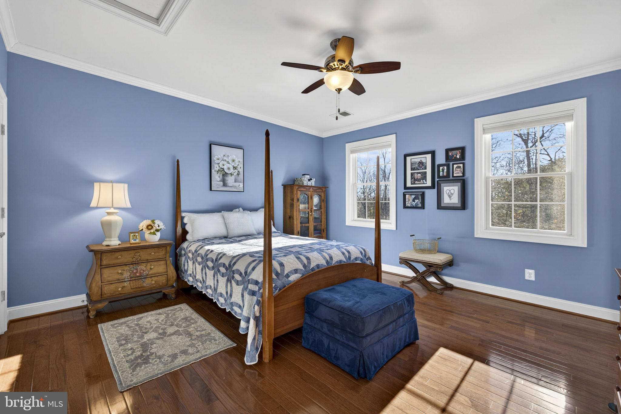 8485 ROGUES ROAD