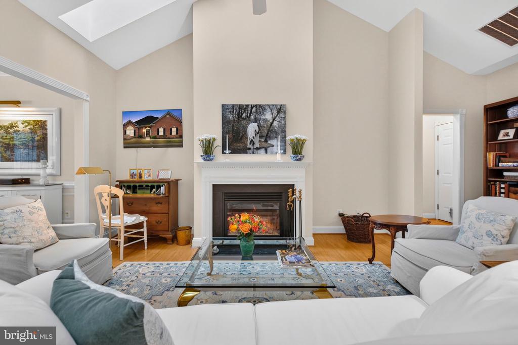 238 CARRIAGE CHASE CIRCLE