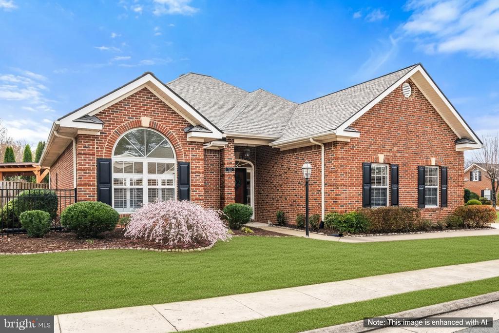 238 CARRIAGE CHASE CIRCLE