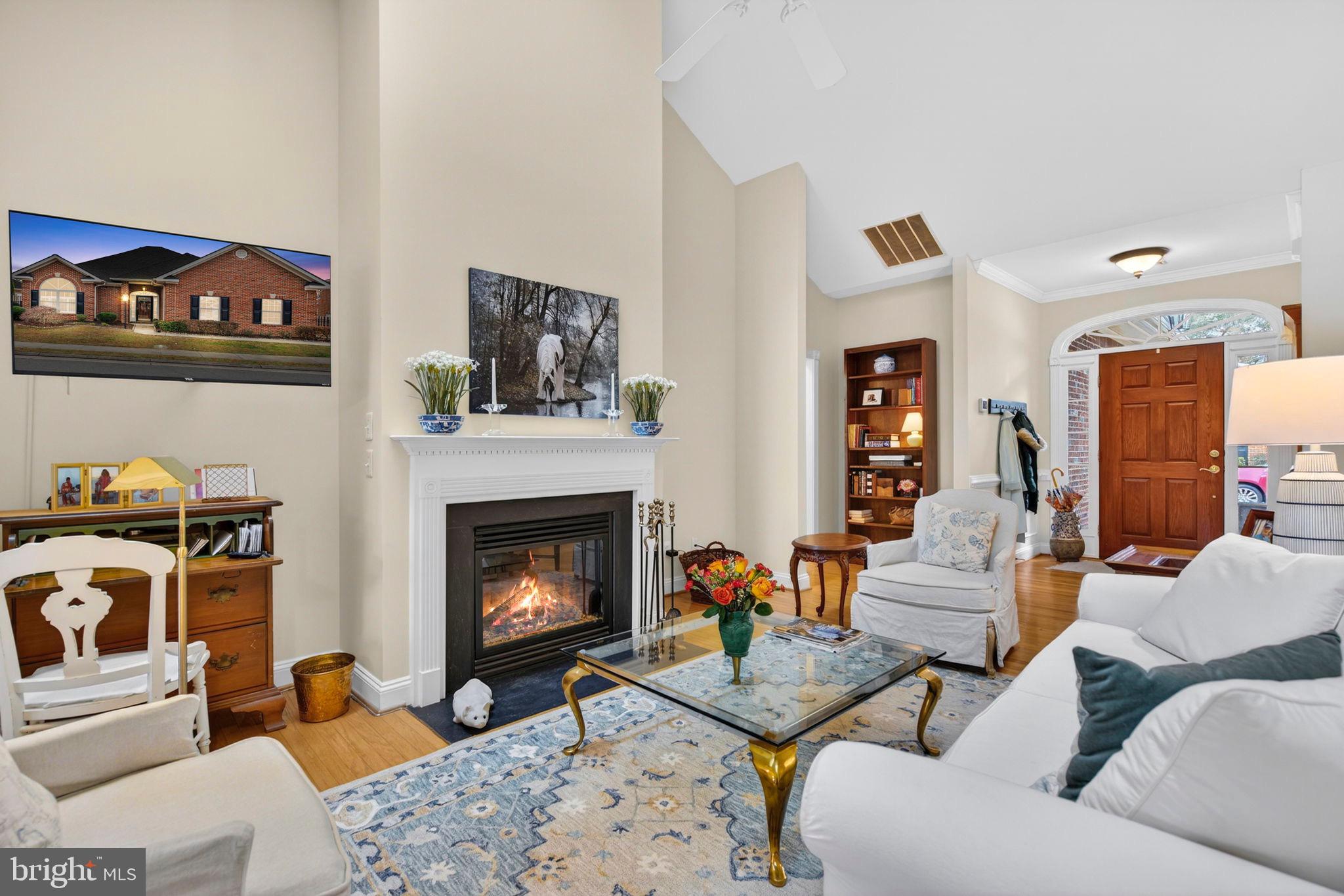 238 CARRIAGE CHASE CIRCLE
