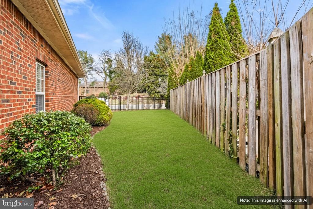 238 CARRIAGE CHASE CIRCLE