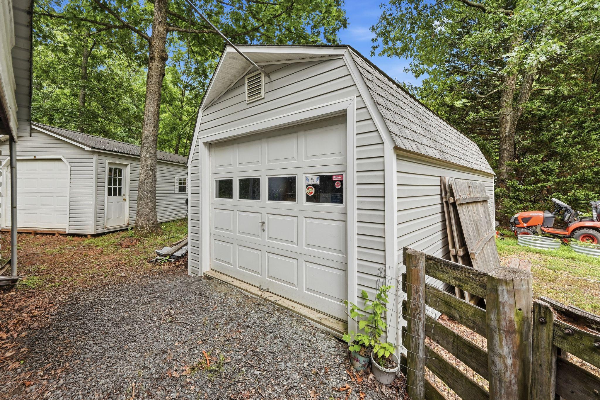 5171 GRACE CHURCH LANE