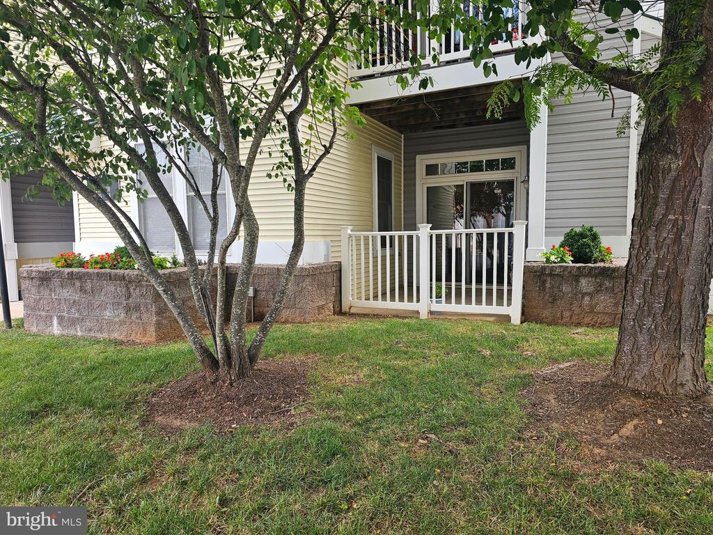 6161 WILLOW PLACE Unit: 106