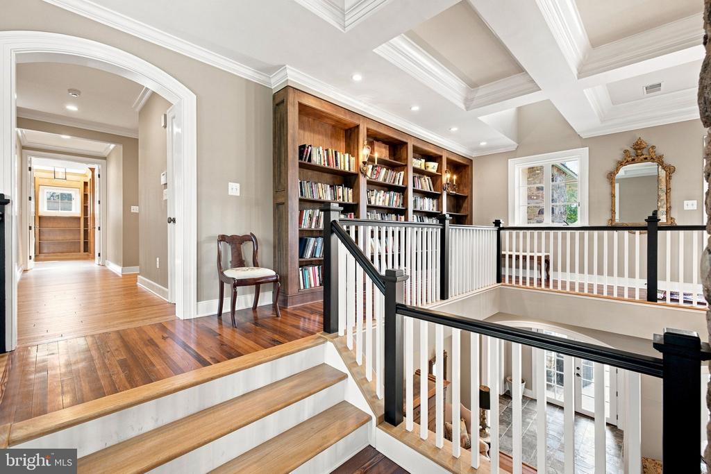 35387 CREEK RIDGE LANE