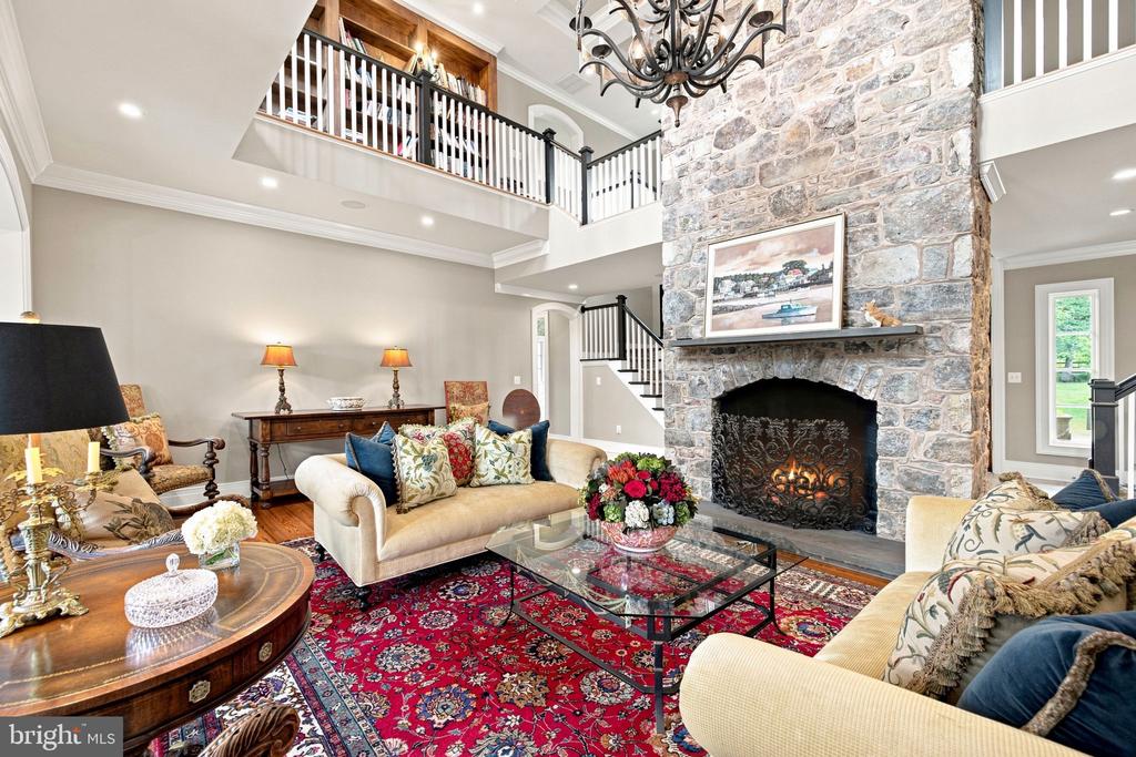 35387 CREEK RIDGE LANE
