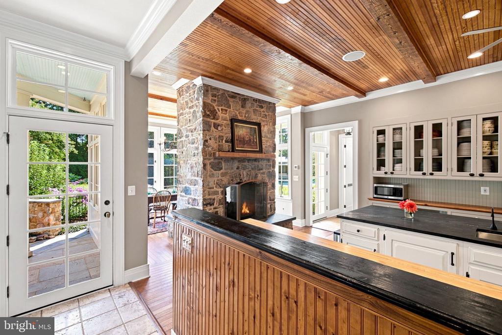 35387 CREEK RIDGE LANE