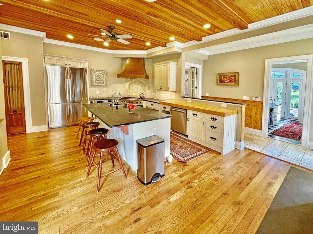 35387 CREEK RIDGE LANE