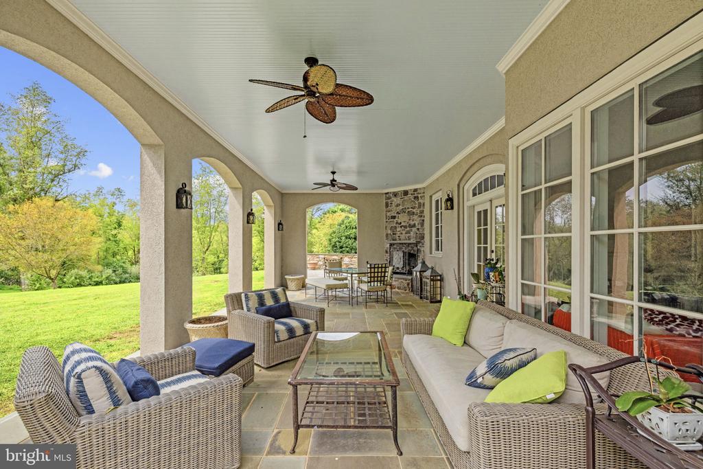 35387 CREEK RIDGE LANE